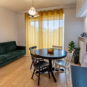 First -- Green żoliborz 2 Apartament Warszawa
